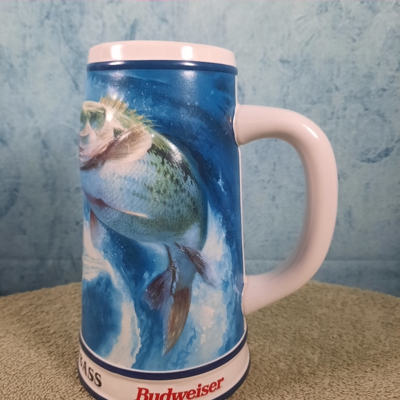 Budweiser Anglers Edition Largmouth Bass Numbered Stein Mug - Picture 3 of 7